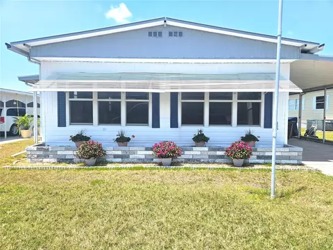 808 53rd Ave E #74, Bradenton, FL 34203