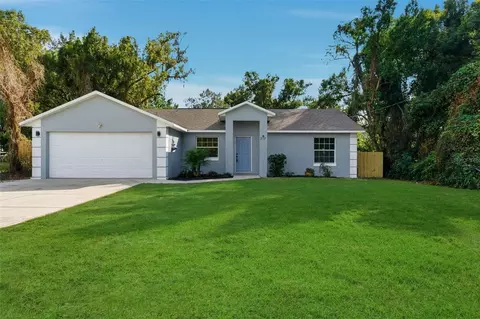 212 E 15th St, Apopka, FL 32703