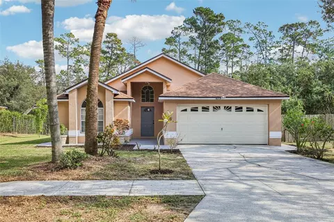 615 Oakpoint Cir, Davenport, FL 33837