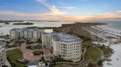 800 Collany Rd #302, Saint Petersburg, FL 33715
