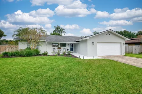 4389 Carolwood St, Orlando, FL 32812