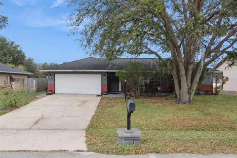 509 Kilimanjaro Dr, Kissimmee, FL 34758