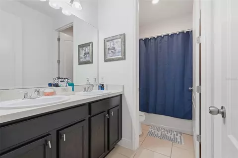 Bath - 3333 Wauseon Dr, Saint Cloud, FL 34772 photo 2 of 2