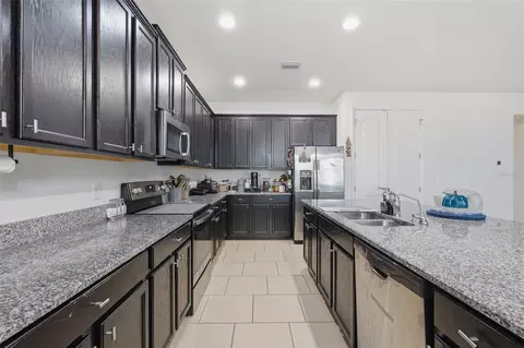 Kitchen - 3333 Wauseon Dr, Saint Cloud, FL 34772 photo 2 of 5