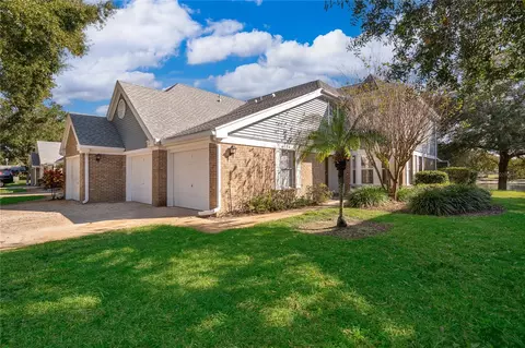 2211 Coach House Blvd #307, Orlando, FL 32812