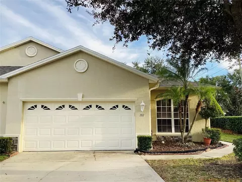 101 Lower Lake Ct, Debary, FL 32713