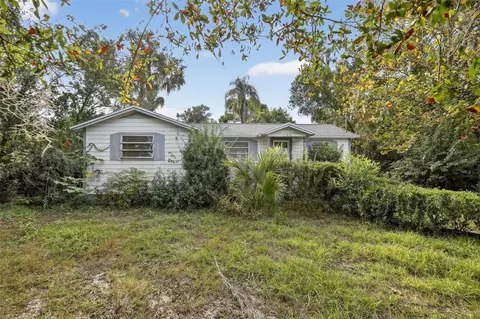 1106 E Arizona Ave, Deland, FL 32724
