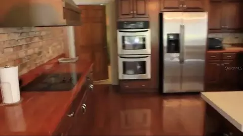 Kitchen - 9400 NW 160th St, Reddick, FL 32686 photo 1 of 2