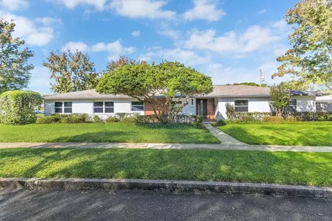 2817 Fitzooth Dr, Winter Park, FL 32792