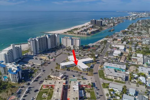 7050 Sunset Way #6, Saint Pete Beach, FL 33706