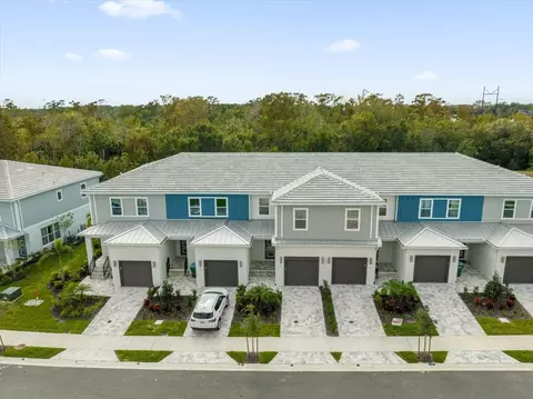7838 Spectrum Dr, Kissimmee, FL 34747