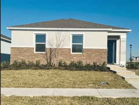 5229 Yellow Canna Pl, Apopka, FL 32712
