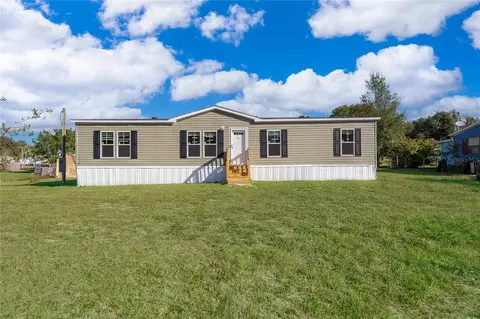 31811 Pine Dr, Deland, FL 32720