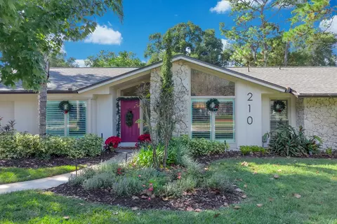 210 Royal Oaks Cir, Longwood, FL 32779