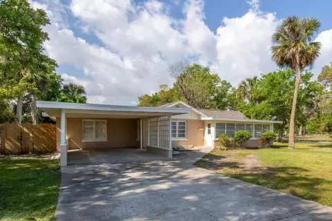 416 S Caroline St, Daytona Beach, FL 32114