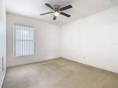 Bedroom - 15825 Robin Hill Loop, Clermont, FL 34714 photo 8 of 13
