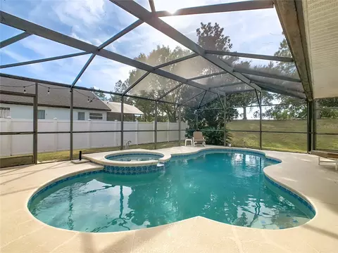 Exterior - 15825 Robin Hill Loop, Clermont, FL 34714 photo 3 of 10