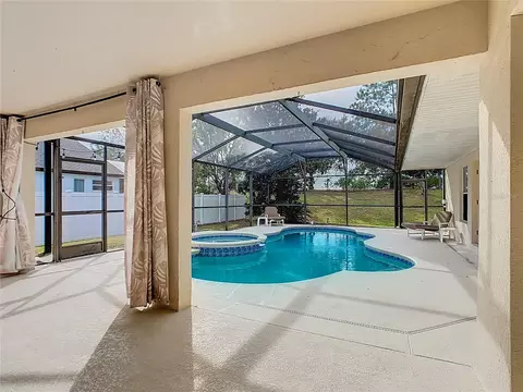 Exterior - 15825 Robin Hill Loop, Clermont, FL 34714 photo 6 of 10