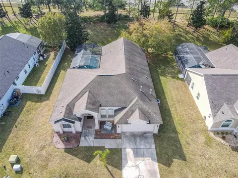 View/Area - 15825 Robin Hill Loop, Clermont, FL 34714 photo 2 of 5