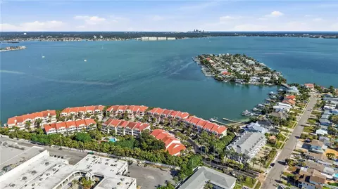 4608 Mirabella Ct, Saint Pete Beach, FL 33706