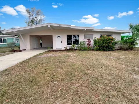 5812 22nd St W, Bradenton, FL 34207
