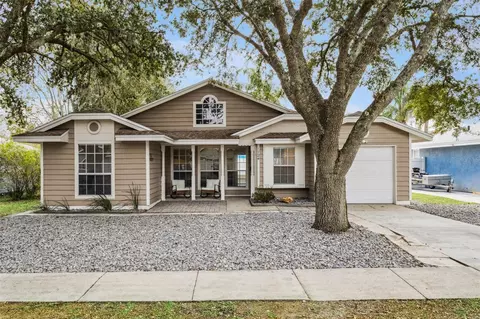 1724 Dorset Dr, Mount Dora, FL 32757