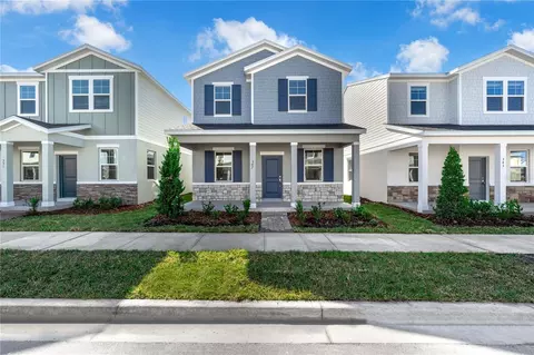 547 Orient Ave, Debary, FL 32713