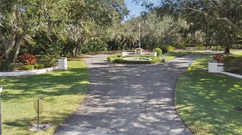 102 Coventry Ln, Haines City, FL 33844
