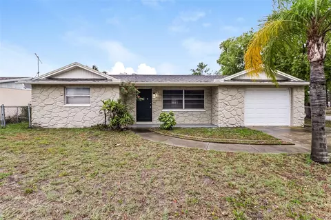 7004 Mayfield Dr, Port Richey, FL 34668