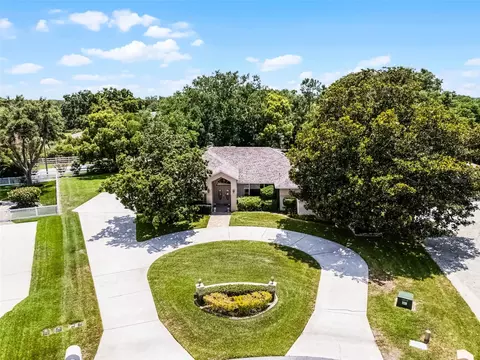 707 Heritage Dr NE, Winter Haven, FL 33881