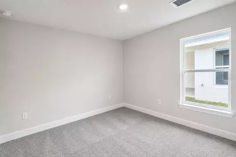 Bedroom - 7520 Bent Tree Loop, Saint Cloud, FL 34773 photo 3 of 7