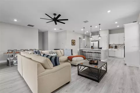 Living - 6515 Quest St, Saint Cloud, FL 34771 photo 1 of 2