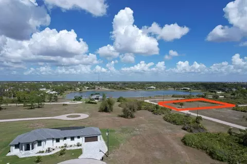 15 Windward Ln, Placida, FL 33946