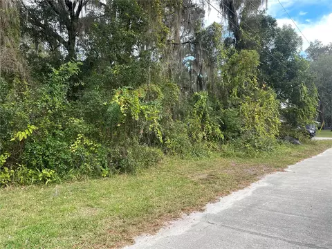 3563 Jerathan Dr, Deland, FL 32724