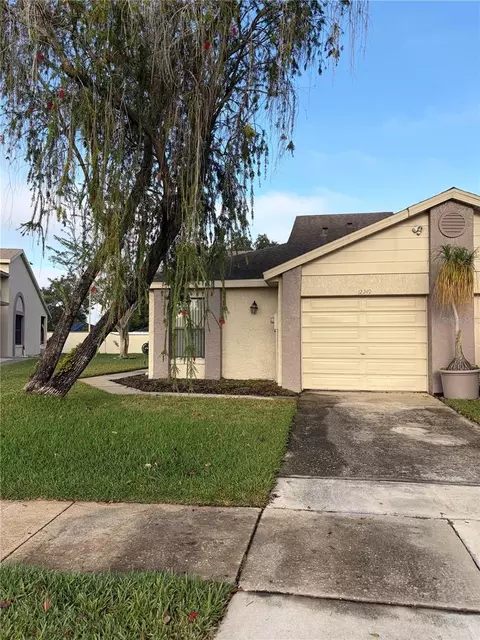 12249 Augusta Woods Cir, Orlando, FL 32824