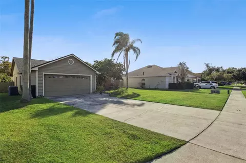 1913 Excalibur Dr, Orlando, FL 32822