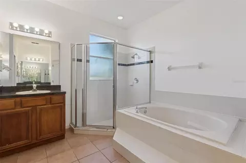 Bath - 774 Lancer Cir, Ocoee, FL 34761 photo 2 of 3
