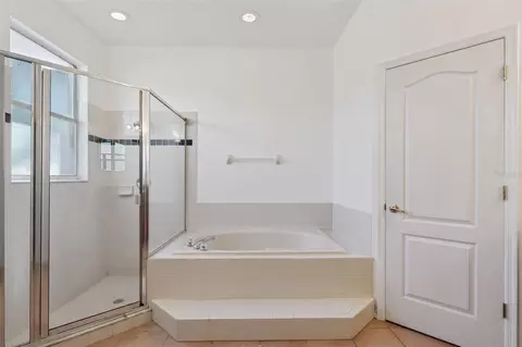 Bath - 774 Lancer Cir, Ocoee, FL 34761 photo 3 of 3