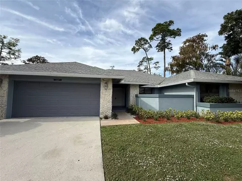 13427 Kingsbury Dr, Wellington, FL 33414