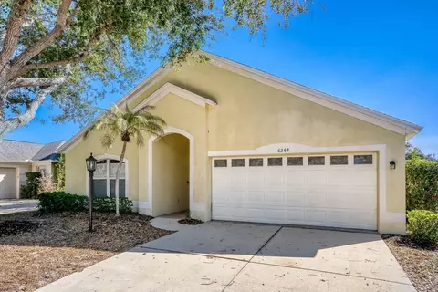 6242 White Clover Cir, Lakewood Ranch, FL 34202