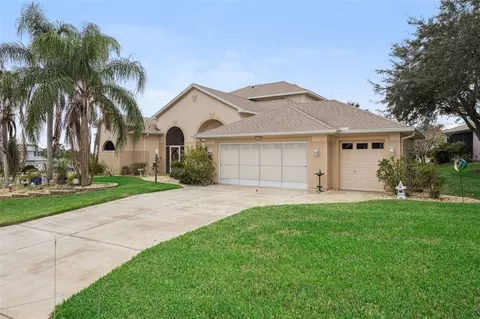 5740 Bounty Cir, Tavares, FL 32778