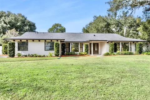 4240 N Landmark Dr, Orlando, FL 32817