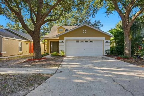 622 Cape Cod Cir, Valrico, FL 33594