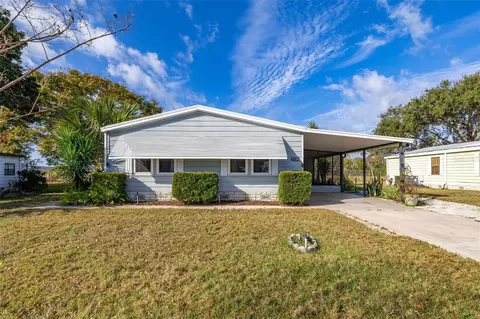 2118 Canopy Cir, Zellwood, FL 32798