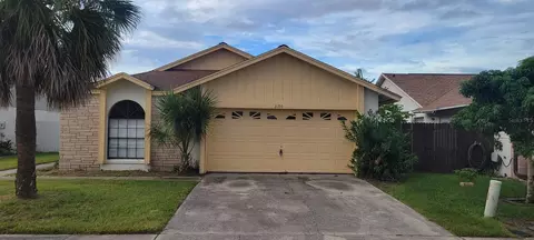 3190 Smoke Signal Cir, Kissimmee, FL 34746