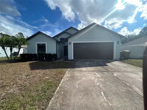 305 Chelmsford Ct, Kissimmee, FL 34758