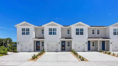 1355 Tallowwood Ln, Davenport, FL 33837