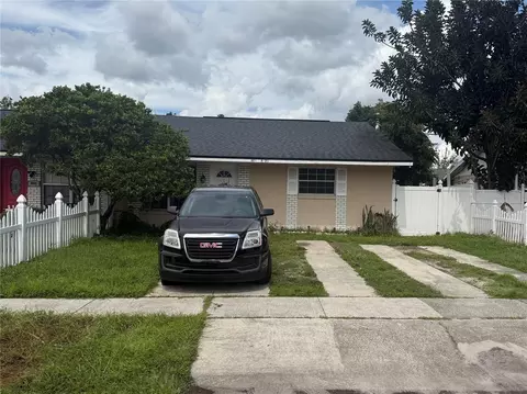8071 Sparrow Dr, Orlando, FL 32825