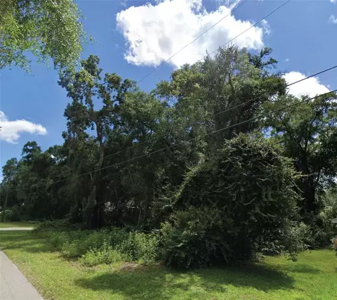 5136 S Swallow Ave, Inverness, FL 34452