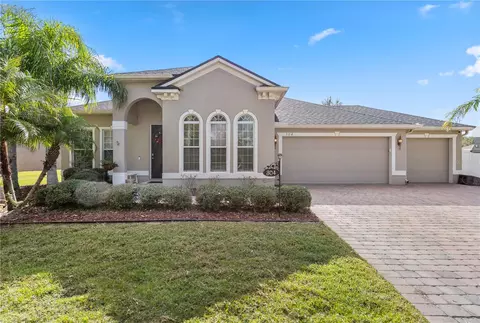 304 Old Alemany Pl, Oviedo, FL 32765